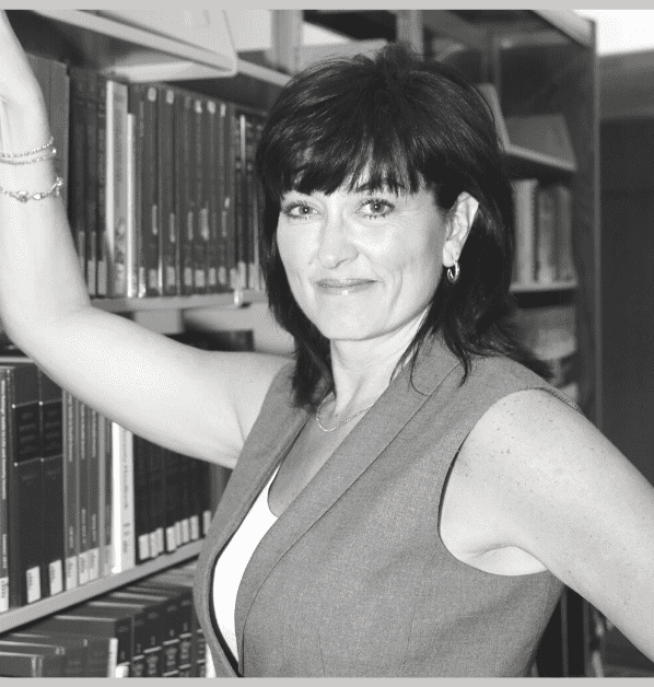 Dr. Tawna Schmidt b and w